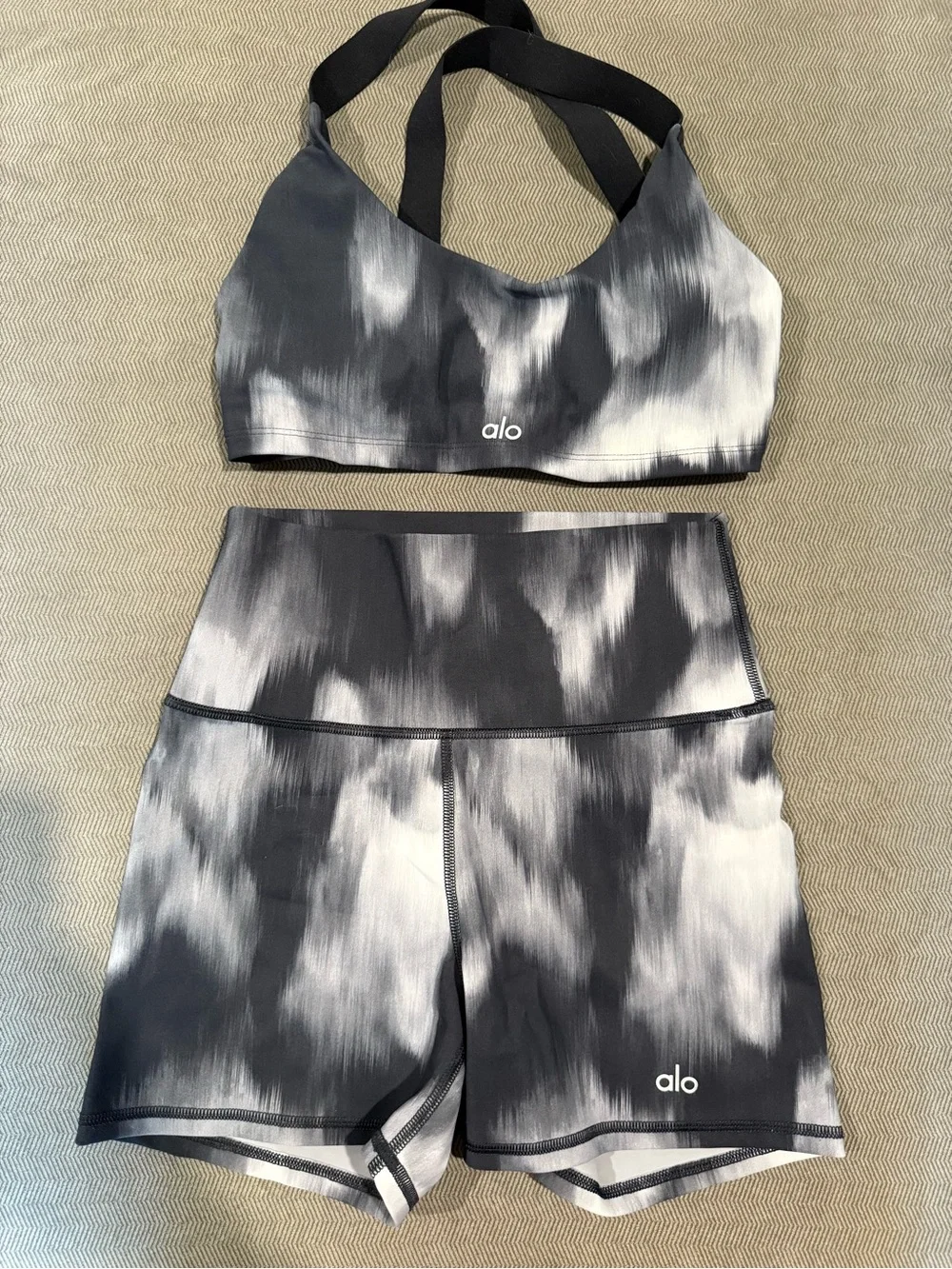 Alo Yoga Set - Vapor Aurora Take Charge Bra and Matching High Waist Shorts